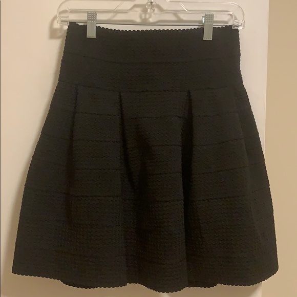H&M Dresses & Skirts - Knitted skirt from H&M